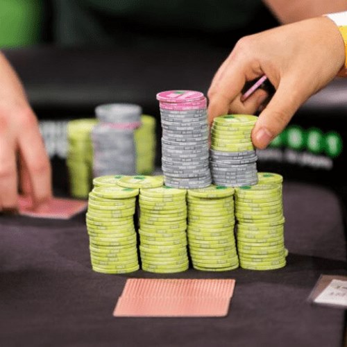 احتمالات و محاسبات در پوکر razz