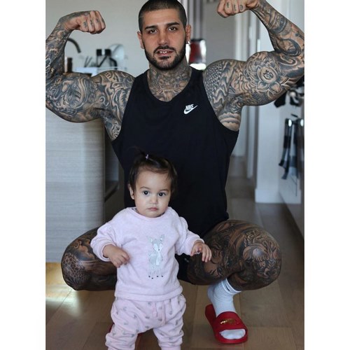 اینستاگرام حسین بالاپور توسط چه کسی مدیریت می شود؟