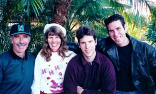 تری استفن کیست؟