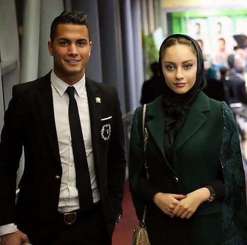 درآمد ترلان پروانه چقدر است؟